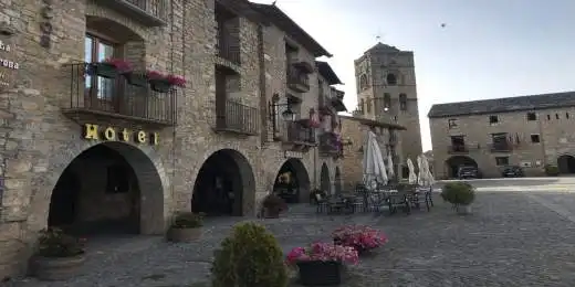 Hoteles en Aínsa. Alojamientos con encanto