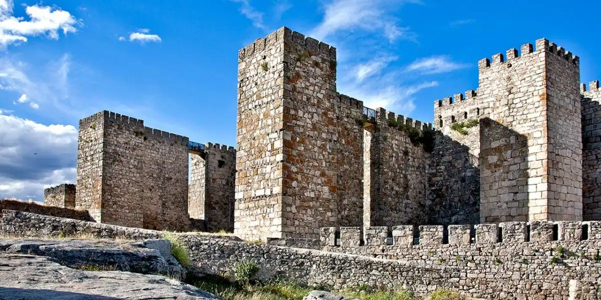 Qué ver en Trujillo: Castillo Qué ver en Trujillo: Castillo