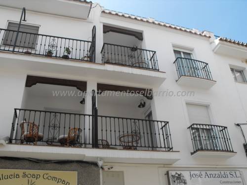 Apartamentos El Barrio