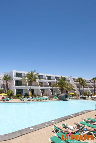 Apartamentos La Peñita