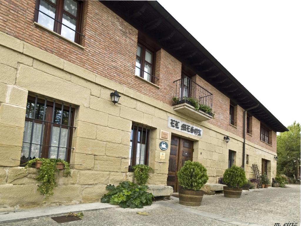Casa Rural El Meson - hotel en Briones