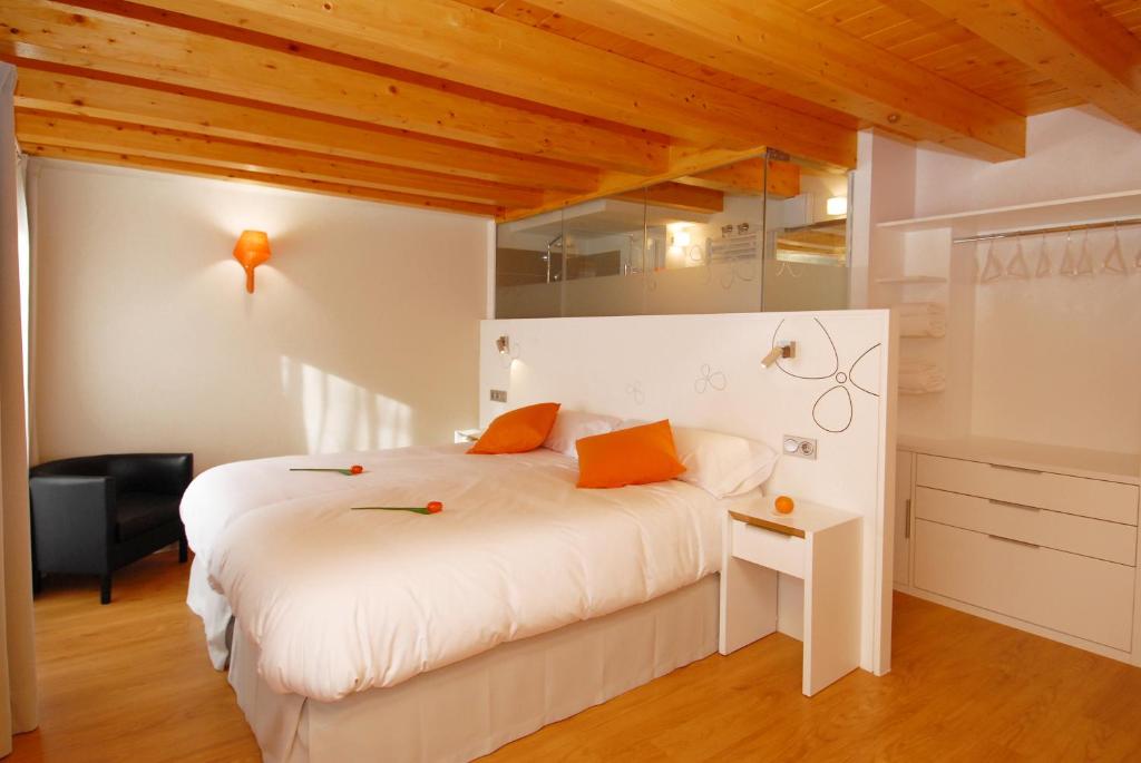 Hostal riMboMbin - hotel en Burgos