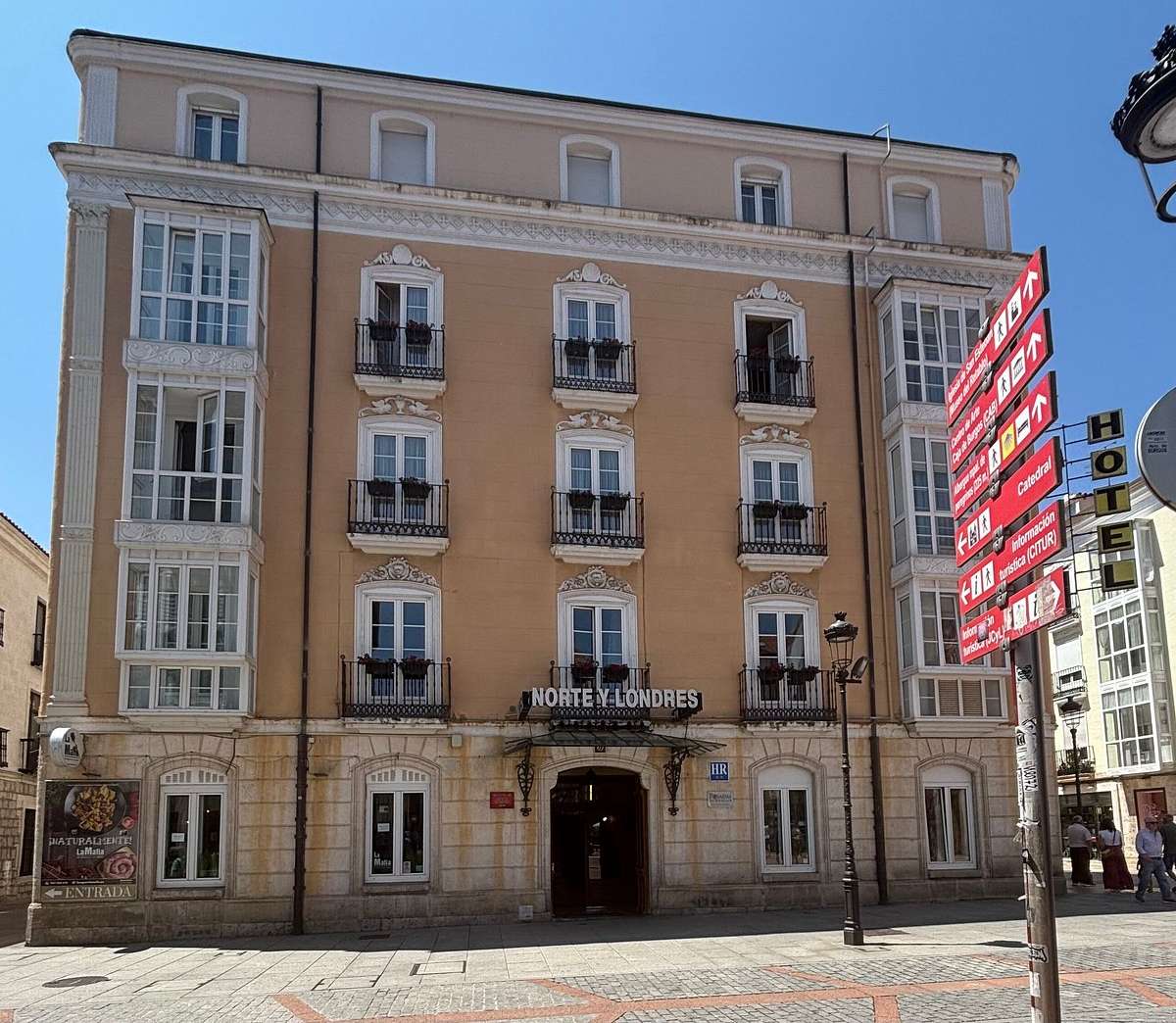 Hotel Norte y Londres - hotel en Burgos