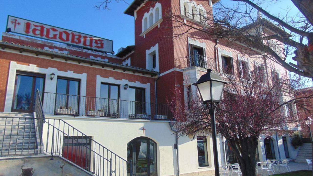 Iacobus - hotel en Castrojeriz