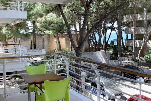 Click & Booking Apartamentos Navili