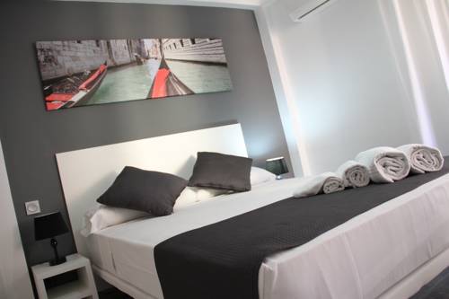 Click&Booking Apartamentos Skorpios