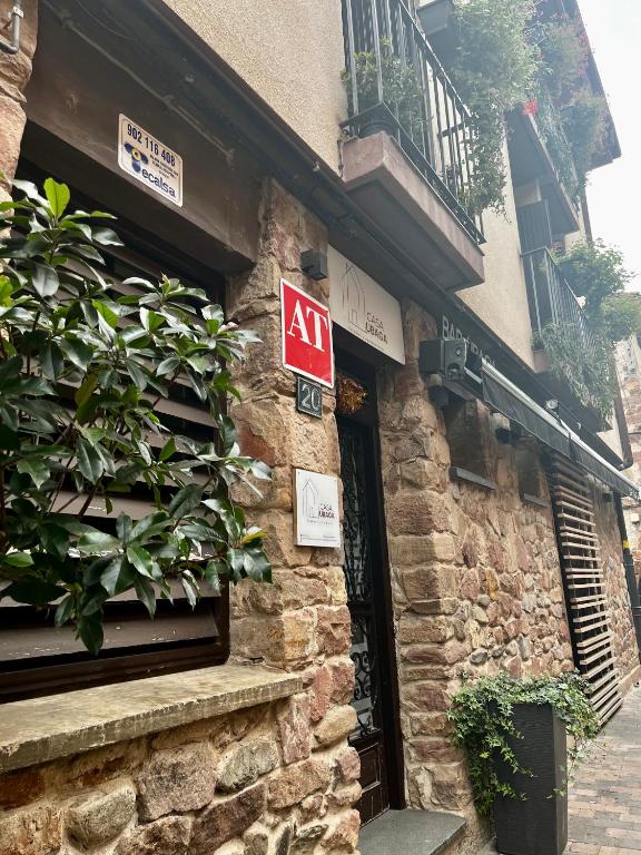 Apartamentos Ubaga - hotel en Ezcaray