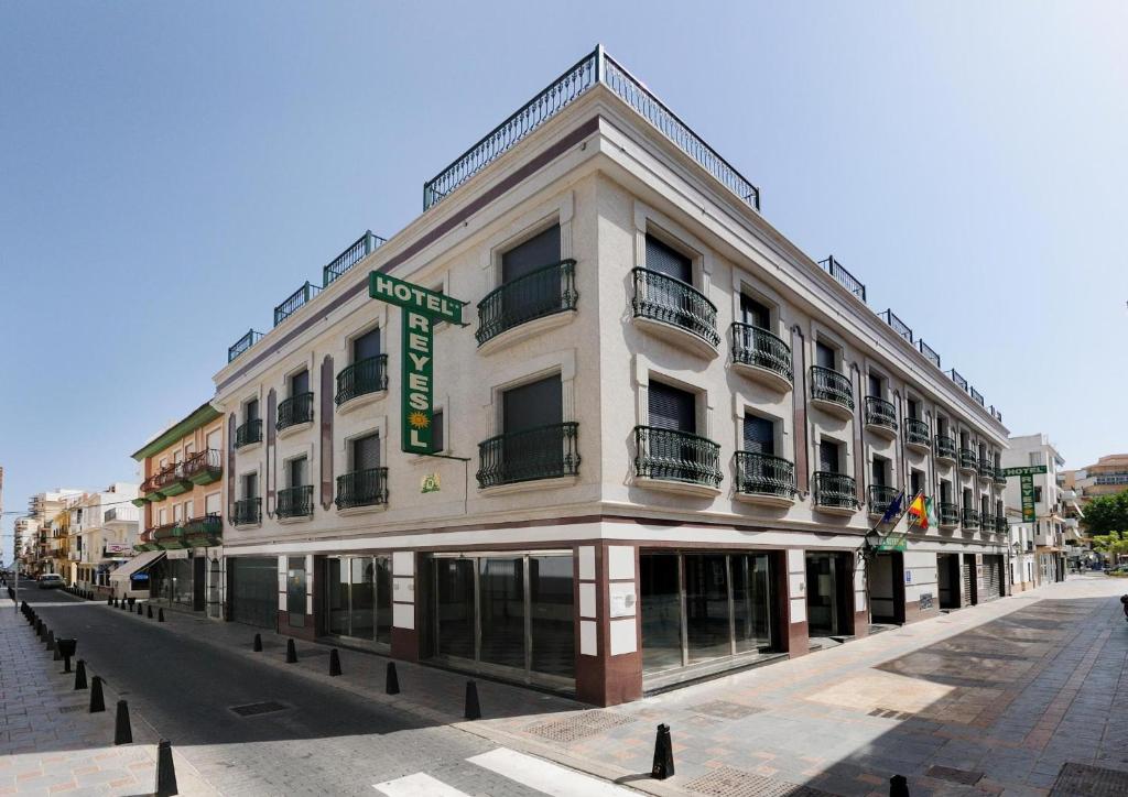 Hotel Reyesol - hotel en Fuengirola