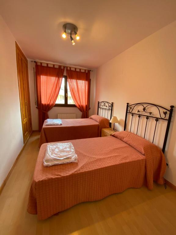 Altur 5 Jaca - hotel en Jaca