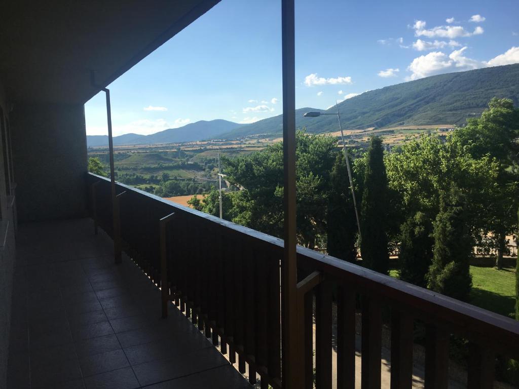 Apartamentos Turisticos Sol y Nieve - hotel en Jaca