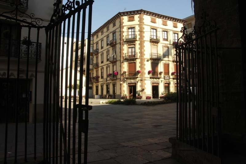 Hostal Paris - hotel en Jaca