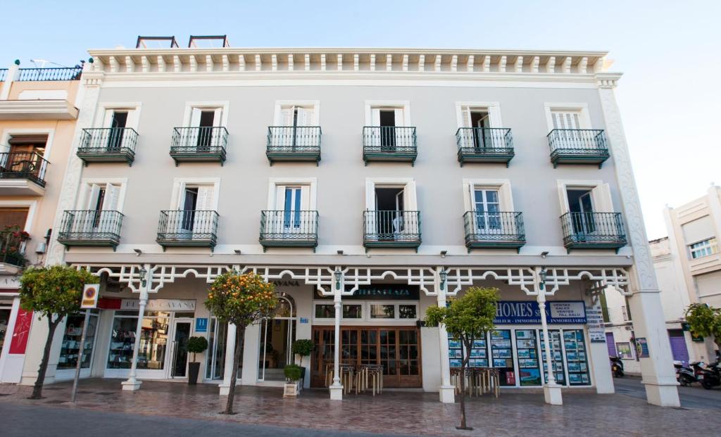 Hotel Plaza Cavana - hotel en Nerja