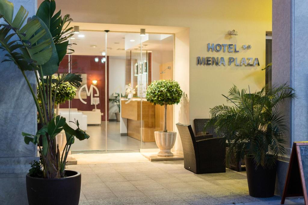 Mena Plaza - hotel en Nerja