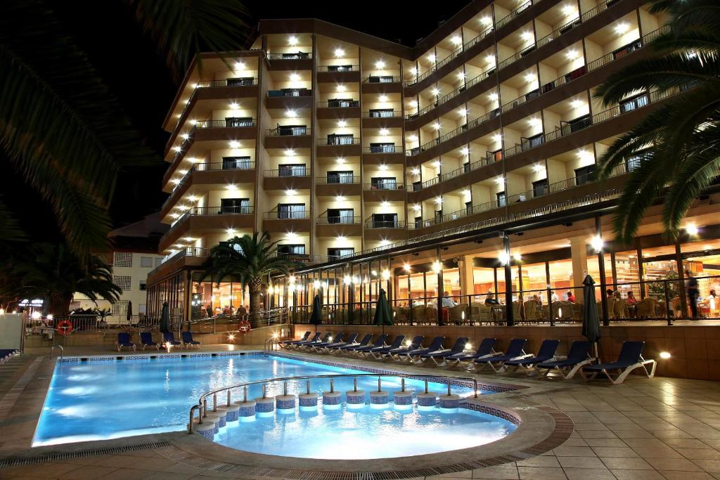 Hotel & Spa Peñiscola Palace - hotel en Peñíscola