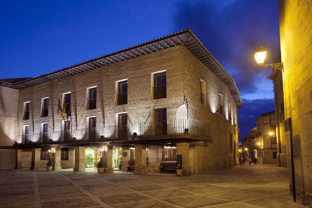 Parador de Santo Domingo de la Calzada - hotel en Santo Domingo de la Calzada