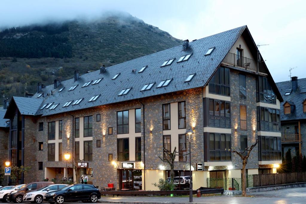 Aparthotel Nou Vielha - hotel en Vielha