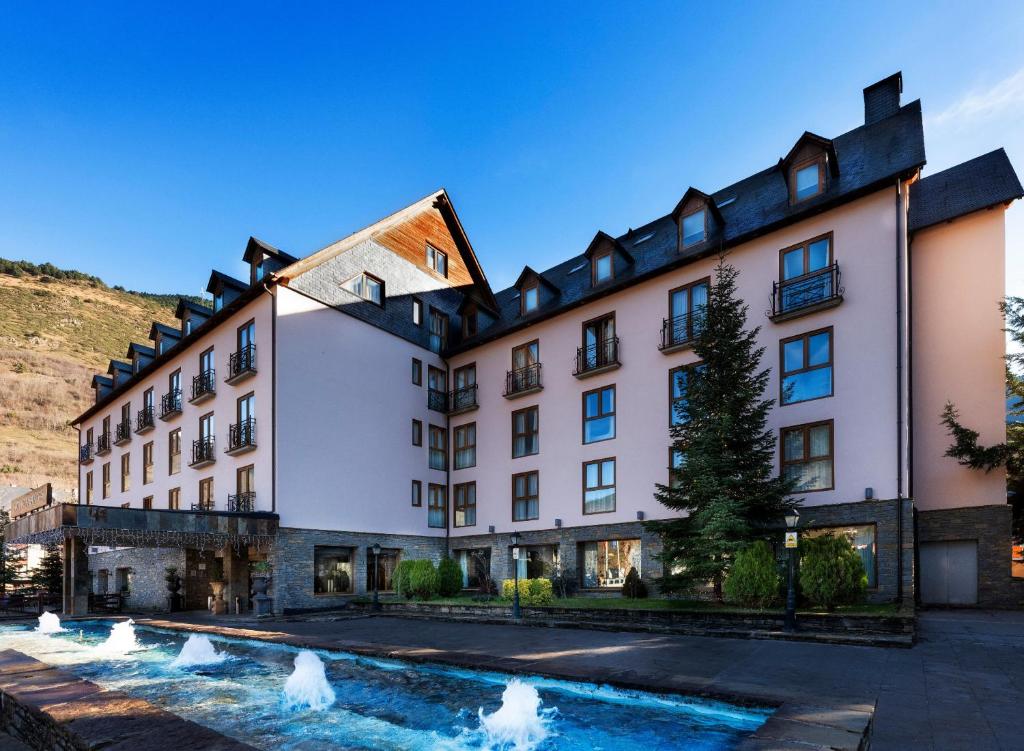 Hotel Vielha Baqueira, Affiliated by Meliá - hotel en Vielha