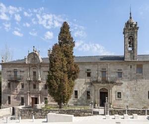 Hoteles en Sarria - Albergue Monasterio de La Magdalena