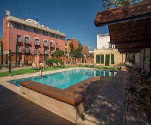Hoteles en Montbrió del Camp - Apartaments Suites Sant Jordi