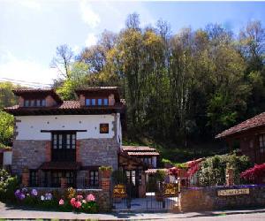Hoteles en Soto de Cangas - Casa Ortiz