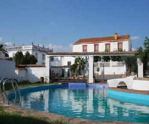 Hoteles en Montemolín - Casa Rural El Aguila