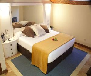 Hoteles en Oleiros - Motel Jardin