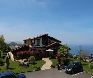 Agroturismo Maddiola - hotel en San Sebastián