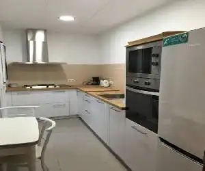 Aiguaneu Apartaments Center - hotel en Blanes