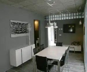 Alberg L'Ast - hotel en Banyoles