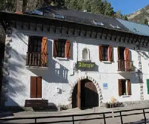 Albergue de Canfranc Estación - hotel en Canfranc-Estación