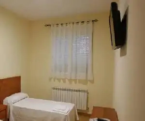 Albergue La Encina - hotel en Hospital de Órbigo