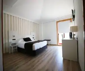 Alfonso I - hotel en Tui