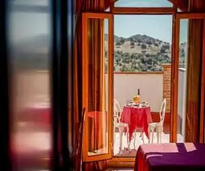 Hotel Alfonso VIII - hotel en Santa Elena