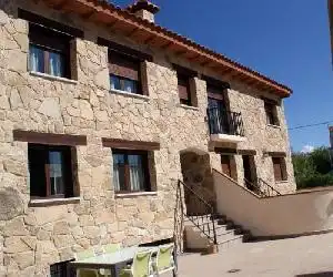 Alojamientos Botica Rural - hotel en La Cabrera