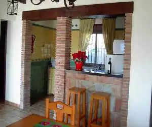 Alojamientos Huetor - hotel en Viñuela