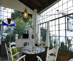 Alojamientos Turísticos Biarritz - hotel en Fuenteheridos