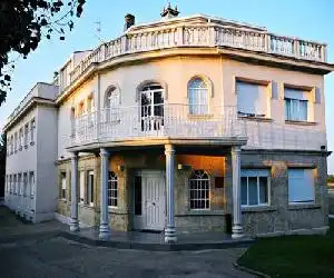 Casablanca Hotel Studios - hotel en Santa Marta de Tormes