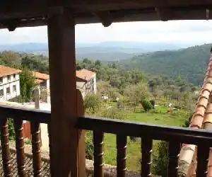 Apartamentos Azahar - hotel en Mogarraz