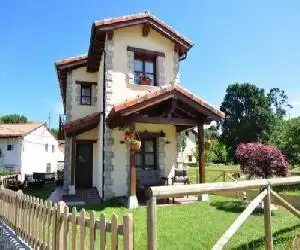 Apartamentos Covadonga - hotel en Quintana de Llanes