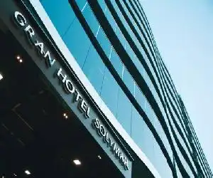 Apartamentos del Mar