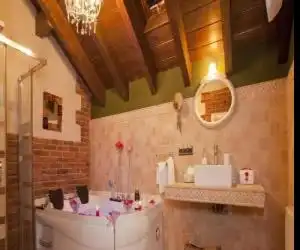 Apartamentos El Aramo Asturias - hotel en Pola de Lena