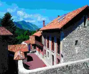 Apartamentos el Cueto de los Collado - hotel en Villanueva de Pría