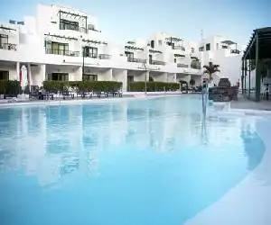 Apartamentos El Guarapo - hotel en Costa Teguise