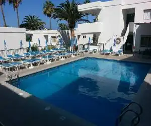 Apartamentos El Sombrero - hotel en Acantilado de los Gigantes