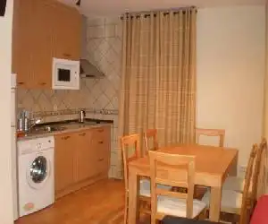 Apartamentos El Volante II - hotel en Ciempozuelos