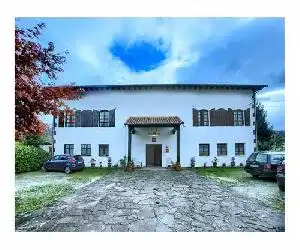 Apartamentos Florinda - hotel en Ucieda de Abajo
