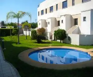 Apartamentos H3 Belman Playa - hotel en Les Deveses