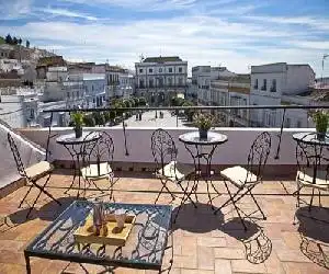 Apartamentos La Casa de la Alameda - hotel en Medina Sidonia