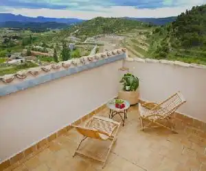 Apartamentos La Morada del Cura - hotel en Fuentespalda