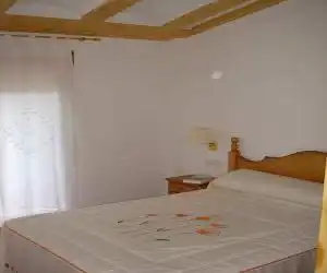 Apartamentos La Muela - Chulilla - hotel en Chulilla